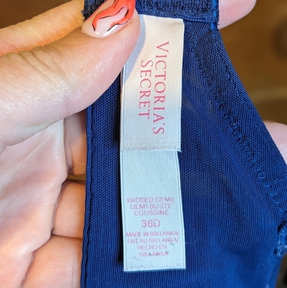 VICTORIA'S SECRET Demi Delicate Lace Bra 36D - Picture 7 of 11